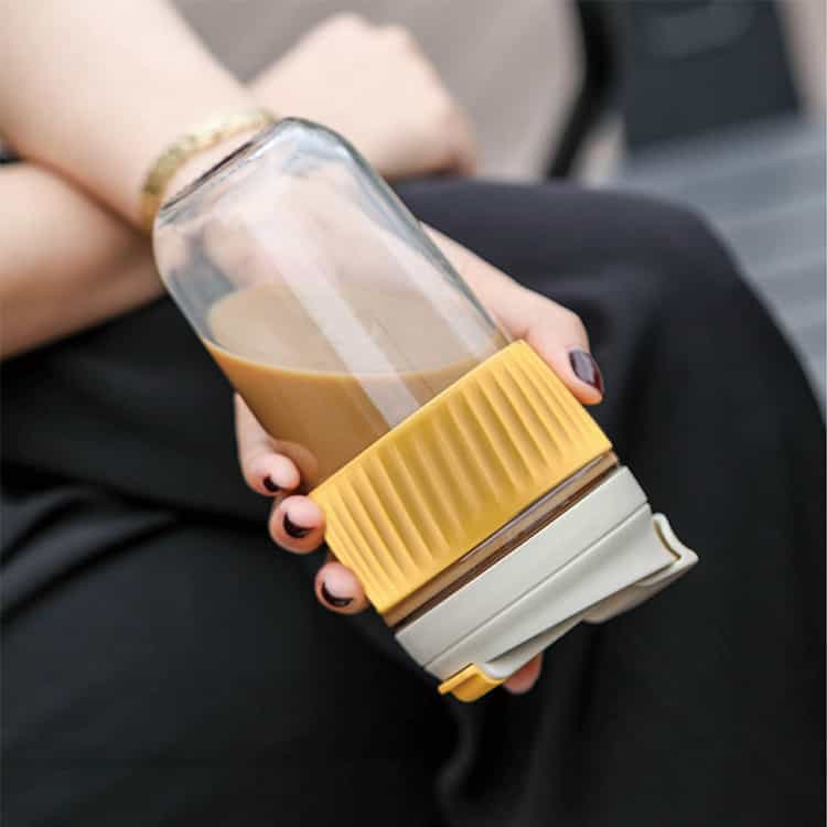 LEAK-PROOF GLASS COFFEE MUG WITH DUAL-LID AND STRAW